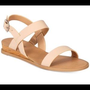 Call It Spring Brand NEW in box Richichi 8.5 Nude